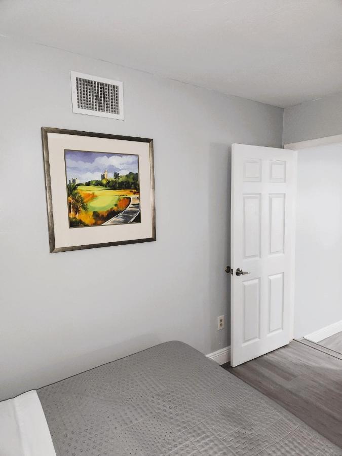 Cheerful Super Suite + 2 Queen + Sofa Bed Minutes From The Airport! 坦帕 外观 照片